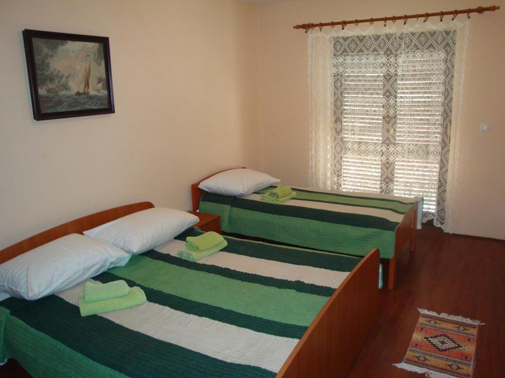 Vukelić * Starigrad Paklenica