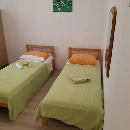 Apartments Vukelic Starigrad Exterior photo