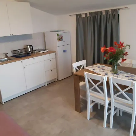 Apartments Vukelic Starigrad Exterior photo